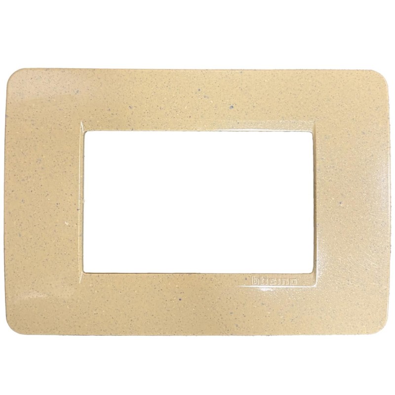 Placca Matix 3 Moduli Sabbia BTICINO AM4803SS Placca Matix 3 Moduli Sabbia BTICINO AM4803SS
