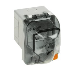 Contenitore per prese Matix IP66 BTICINO 26066