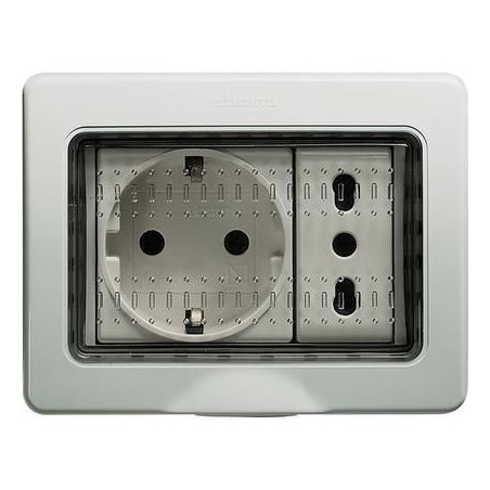 Idrobox custodia IP55 3 moduli BTICINO 25503