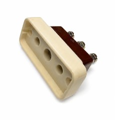 Presa Serie 1400 2P+T 15A Avorio BTICINO 1417