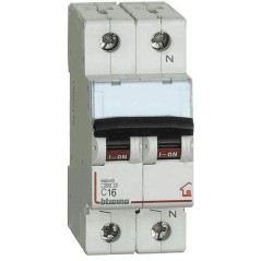 Interruttore Magnetotermico 16A 1P+N 4.5KA classe C 2 Moduli BTICINO FC810NC16