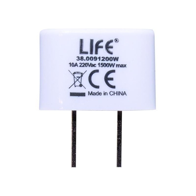 Adattatore Spina Americana 110Vac Presa Europea 2P 10A 220Vac LIFE 38.0091200W Adattatore Spina Americana 110Vac Presa Europea 2P 10A 220Vac LIFE 38.0091200W