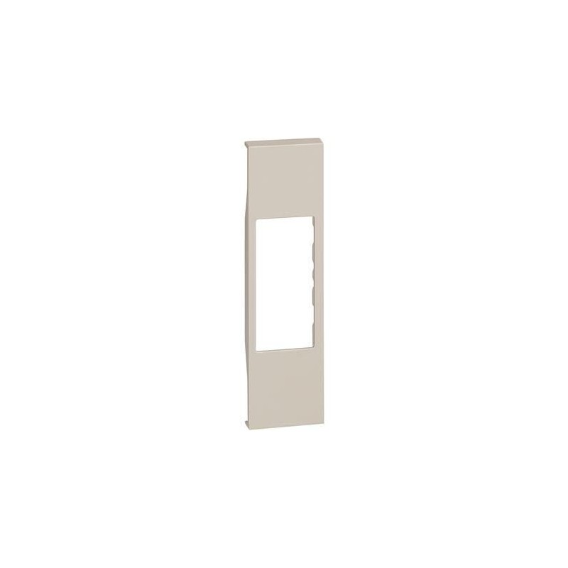Cover Living Now per connettori RJ11/45 A/V Sabbia BTICINO KM07