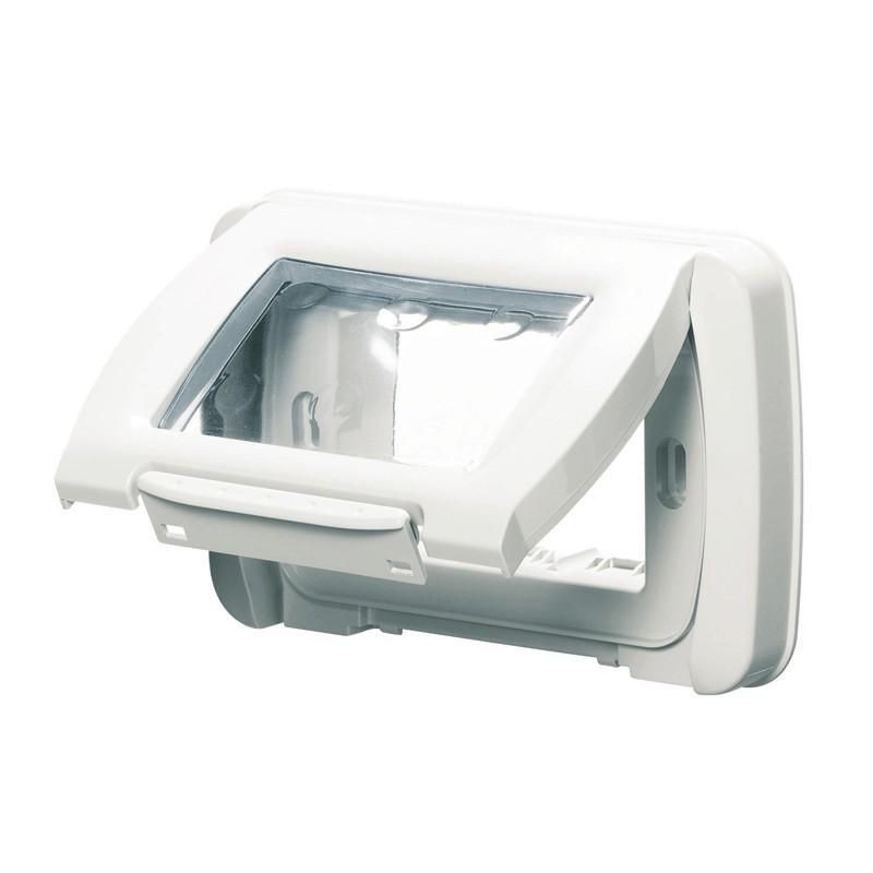 Placca stagna bianca IP55 3 moduli System GEWISS GW22451 Placca stagna bianca IP55 3 moduli System GEWISS GW22451