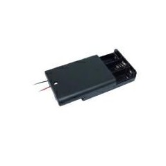 BOX PORTAPILE PER 3 STILO AA CON FILI E INTERRUTTORE KONELCO GBC 25053000